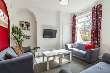 6 bed house, Portland Road, Arboretum, Nottingham, NG74GP - Image 1