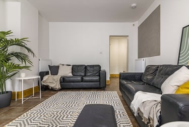 8 bed house, Rolleston Drive, Lenton, Nottingham, NG71JT - Image 9