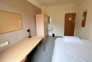 1 bed house, Manchester, Whalley Range, M168PH - Image 4
