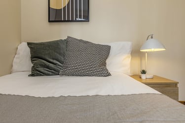 8 bed house, Harlaxton Drive, Lenton, Nottingham, NG71JD - Image 8