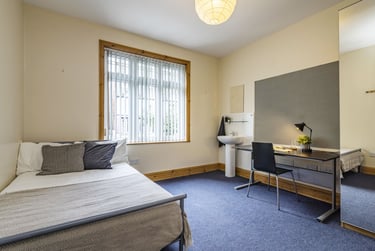8 bed house, Harlaxton Drive, Lenton, Nottingham, NG71JD - Image 9