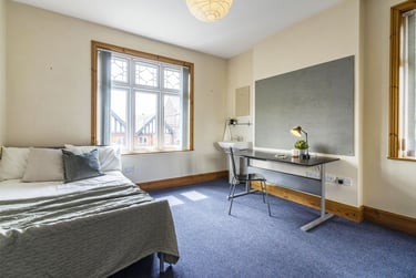 8 bed house, Harlaxton Drive, Lenton, Nottingham, NG71JD - Image 11
