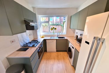 5 bed house, Trinity Avenue, Lenton, Nottingham, NG72EU - Image 1