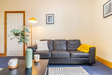 6 bed house, Seely Road, Radford, Nottingham, NG71NU - Image 1