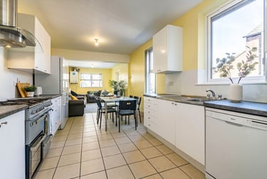 7 bed house, Seely Road, Radford, Nottingham, NG71NU - Image 1