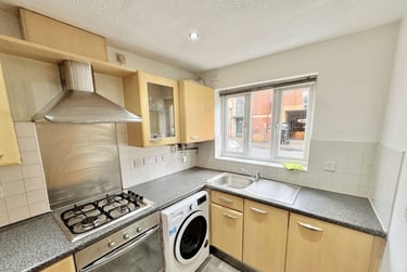 4 bed house, New Welcome Street, Hulme, Manchester, M155NA - Image 3