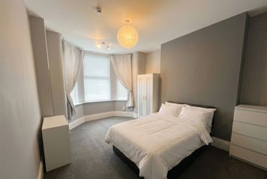 1 bed house, 146 Weaste Lane, Seedley, Salford, M55JJ - Image 1