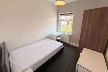 1 bed house, 5 Calvert Street, Weaste, Salford, M55HN - Image 1
