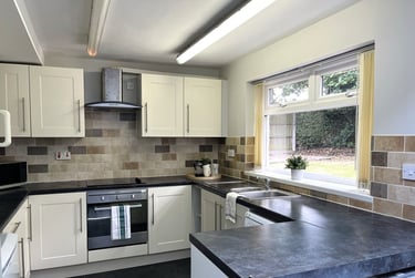 1 bed house, Scalford Drive, Lenton, Nottingham, NG81EE - Image 4