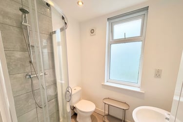5 bed house, Lower Broughton Road, Charlestown, Salford, M72HR - Image 8
