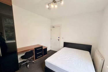 5 bed house, Lower Broughton Road, Charlestown, Salford, M72HR - Image 10