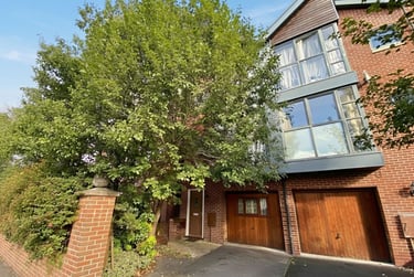 4 bed house, Waverton Road, Rusholme, Manchester, M147EB - Image 1