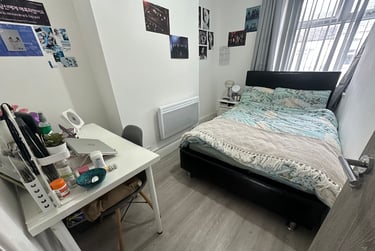 3 bed flat, 19 Mundy Place, Cathays, Cardiff, CF244BZ - Image 1