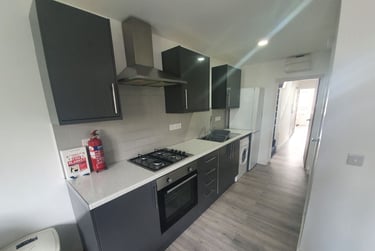 3 bed house, 28 Russell Street, Plasnewydd, Cardiff, CF243BG - Image 8