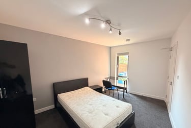 5 bed house, Salford, Langworthy, M67FX - Image 4