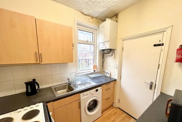3 bed house, Redruth Street, Rusholme, Manchester, M147PX - Image 3