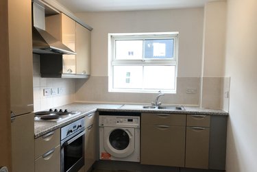2 bed flat, 115 Riverside Drive, City Centre, Lincoln, LN57PB - Image 2