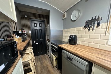 4 bed house, 54 Kesteven Street, City Centre, Lincoln, LN57LH - Image 4