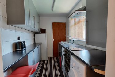 2 bed house, 4 Norwood Road, Radford, Nottingham, NG73FJ - Image 1