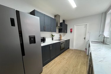 6 bed house, 104 Portland Street, City Centre, Lincoln, LN57LE - Image 3