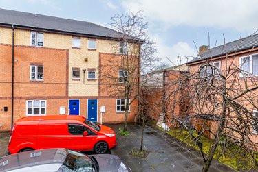 6 bed house, Denison Street, Radford, Nottingham, NG73PH - Image 4