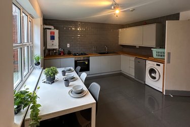 6 bed house, Denison Street, Radford, Nottingham, NG73PH - Image 9