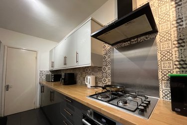 5 bed house, 16 Abbot Street, St Catherines, Lincoln, LN57SN - Image 1
