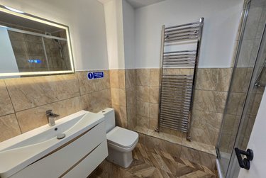 6 bed house, Denison Street, Radford, Nottingham, NG73PH - Image 5