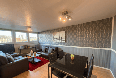 2 bed flat, 620 Victoria Centre, Hockley, Nottingham, NG13PD - Image 2