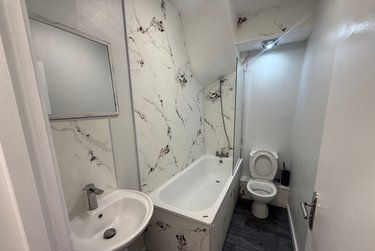 6 bed house, 11 Frederick Grove, Lenton, Nottingham, NG71SG - Image 5
