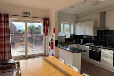 3 bed house, 50 Clifford Street, Radford, Nottingham, NG73GU - Image 2