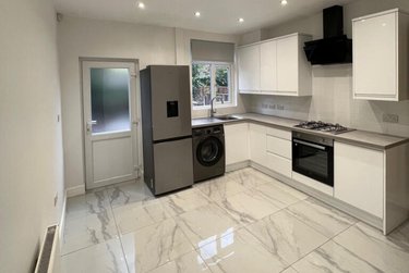 2 bed house, 25 Radford Boulevard, Radford, Nottingham, NG73BQ - Image 1