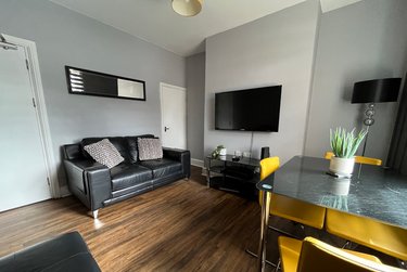 3 bed house, 42 Kesteven Street, City Centre, Lincoln, LN57LH - Image 2