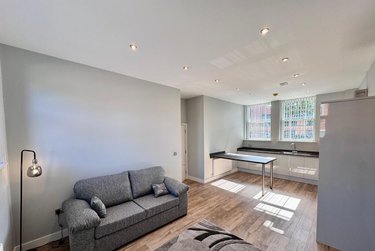 2 bed flat, Flat 3, Arboretum, Nottingham, NG14EE - Image 2