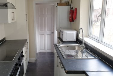 5 bed house, 16 Arboretum Avenue, City Centre, Lincoln, LN25JE - Image 10