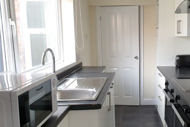 5 bed house, 16 Arboretum Avenue, City Centre, Lincoln, LN25JE - Image 2
