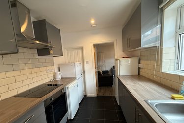 5 bed house, 39 Douglas Road, Radford, Nottingham, NG71NW - Image 4