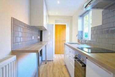 2 bed house, 42 Brixton Road, Radford, Nottingham, NG73FG - Image 1