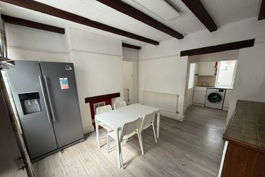 2 bed house, 5 Priory Street, Dunkirk, Nottingham, NG72NX - Image 1