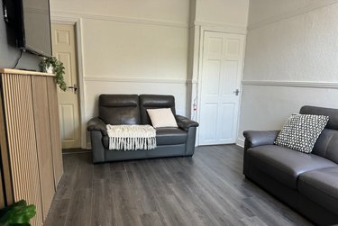 4 bed house, 15 Derwent Street, West End, Lincoln, LN11SL - Image 1