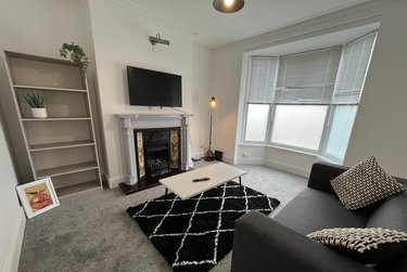 2 bed house, 45 Kirkby Street, St Catherines, Lincoln, LN57TU - Image 1
