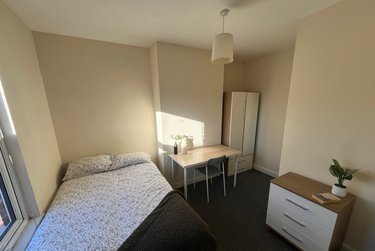 5 bed house, 75 Portland Street, City Centre, Lincoln, LN57LB - Image 3