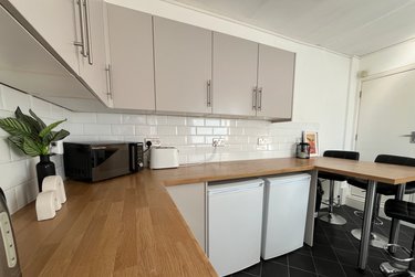 6 bed house, 55 West Parade, West End, Lincoln, LN11QL - Image 3