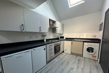 2 bed flat, Chelmsford Street, City Centre, Lincoln, LN57BX - Image 5