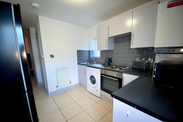 3 bed house, Flat 2, 32 Portland Street, City Centre, Lincoln, LN57JX - Image 3
