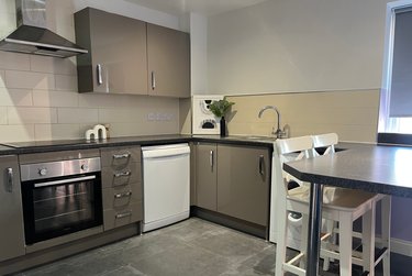 4 bed flat, 72 Rasen Lane, Uphill, Lincoln, LN13HD - Image 2