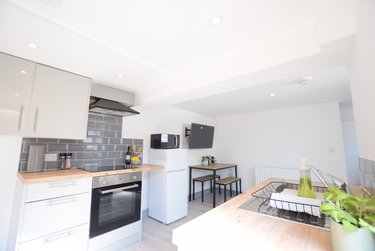 1 bed house, 287 Monks Road, City Centre, Lincoln, LN25JZ - Image 1