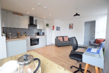2 bed house, 287 Monks Road, City Centre, Lincoln, LN25JZ - Image 1