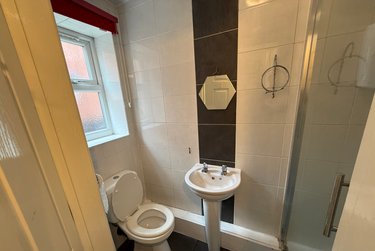 6 bed house, 70 Derby Grove, Radford, Nottingham, NG71PF - Image 5
