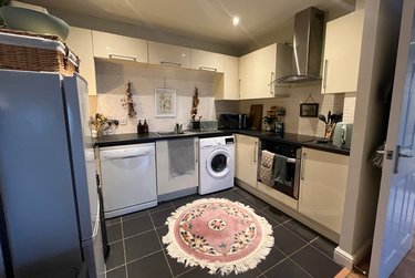 2 bed flat, 32 Tanners Court, City Centre, Lincoln, LN57AG - Image 3